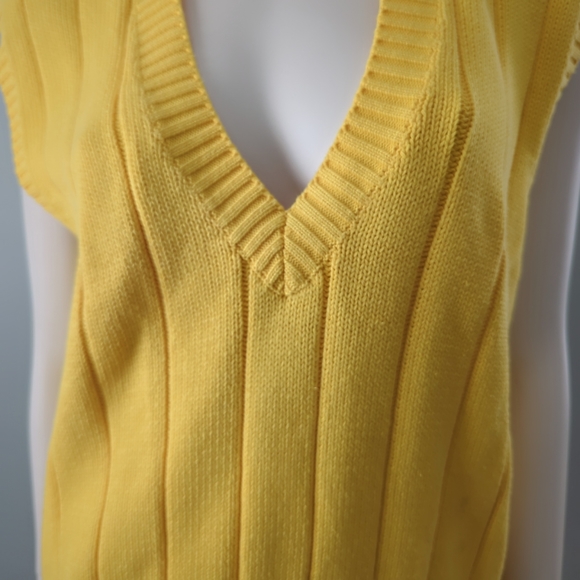 Rare! Vintage 90s Liz Claiborne Lemon Yellow Cotton Ribbed V Neck Sweater Vest L - Picture 2 of 6